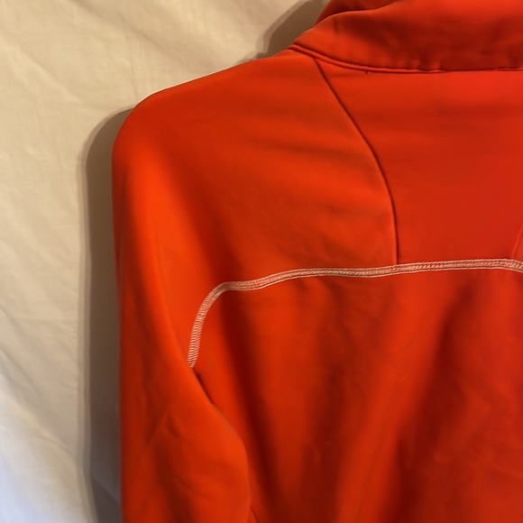 The North Face Women’s Red Zip Front Running Jacket Size Large - Picture 11 of 12